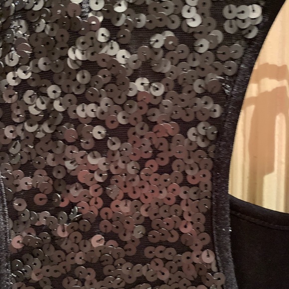 Gorgeous sequin midi black dress .Brand new .size : Large - Picture 11 of 12